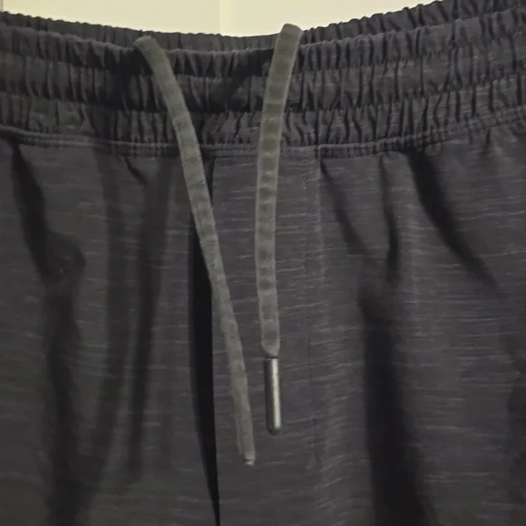 Lululemon Pace Breaker Short Mens Large Black Linerless Running LM7ABOS Athletic - Picture 2 of 9